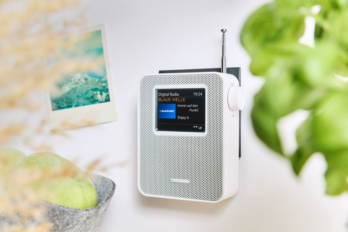 Steckdosenradio mit Bluetooth und DAB+ | PDB 200 | Porto - Blaupunkt Audio Deutschland Radio Weiß