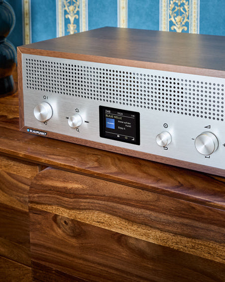 Nostalgieradio mit DAB+ und Bluetooth | VERONA Walnuss