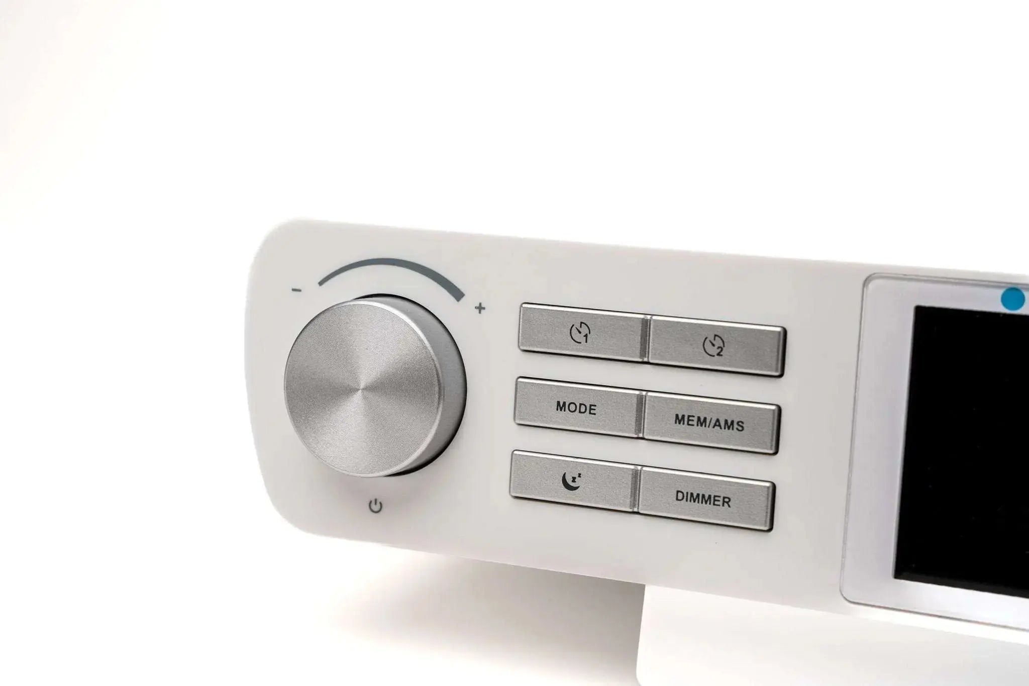 weißes Küchenradio mit DAB+ und Bluetooth, Lautstärkeregler und Steuerknöpfe, KRD 100 Modell