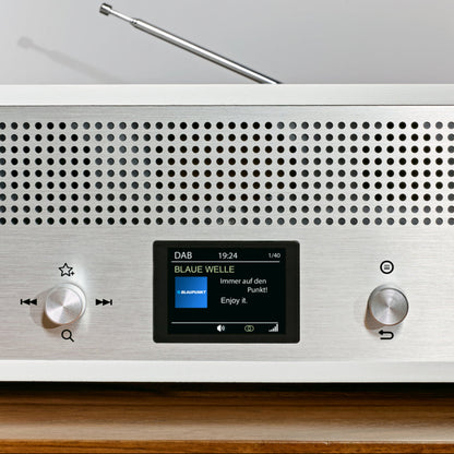 Radio nostalgique avec DAB+ et Bluetooth | VÉRONE