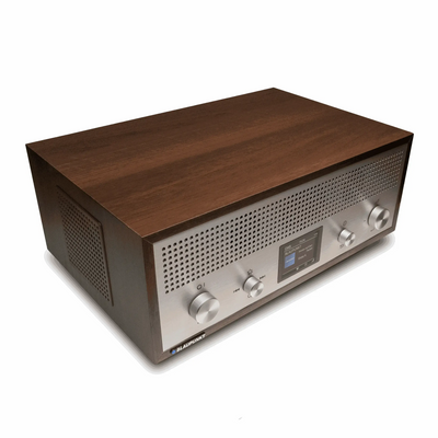 Nostalgieradio mit DAB+ und Bluetooth in Walnuss-Holzkorpus mit Aluminiumfront und farbigem Display